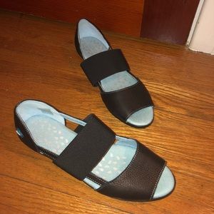 Women’s Strappy Sandals